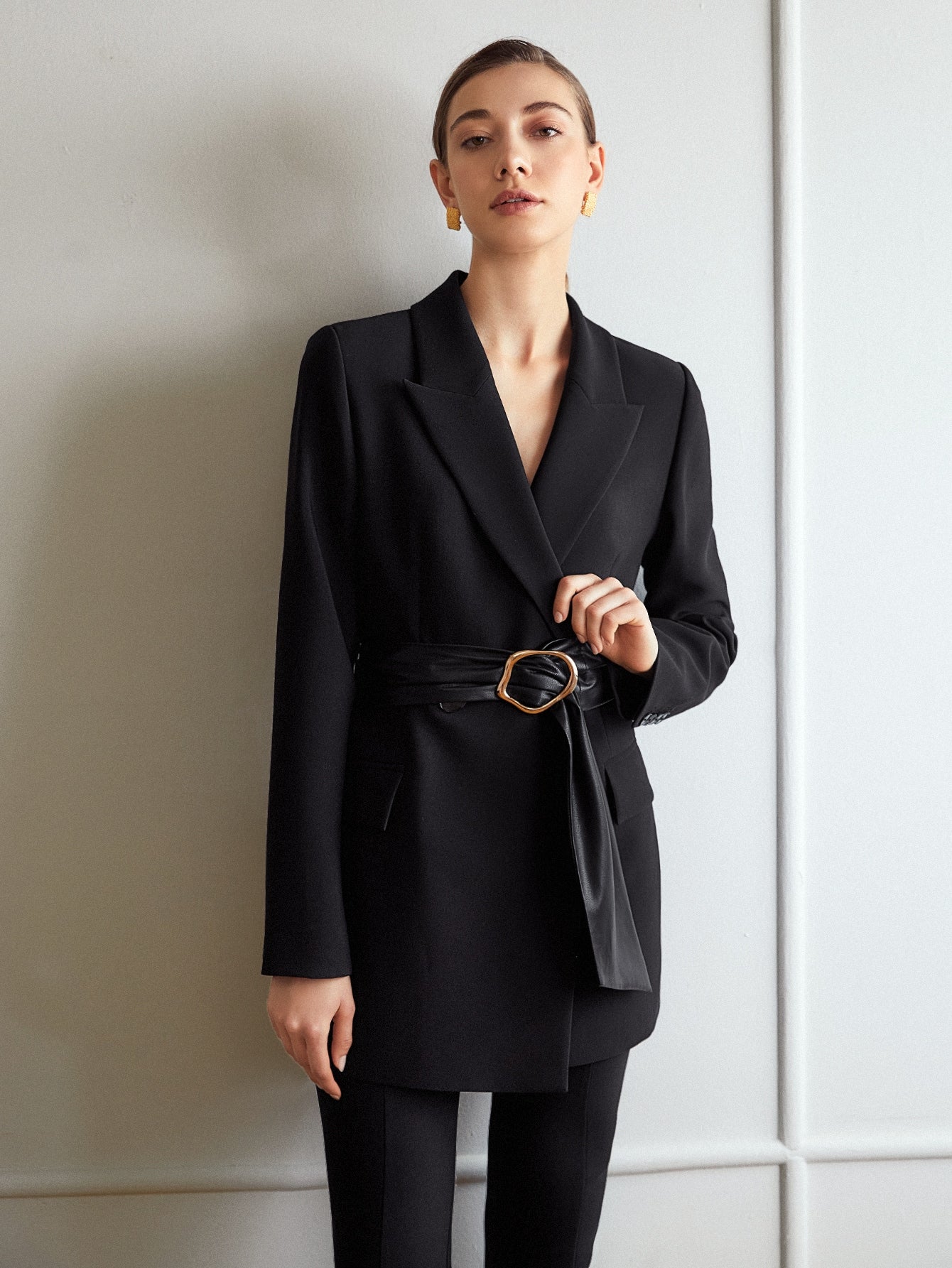 PREMIUM VISCOSE RING BELTED BLAZER